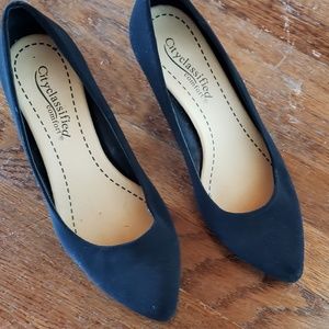 Like new Cityclassified pumps in black